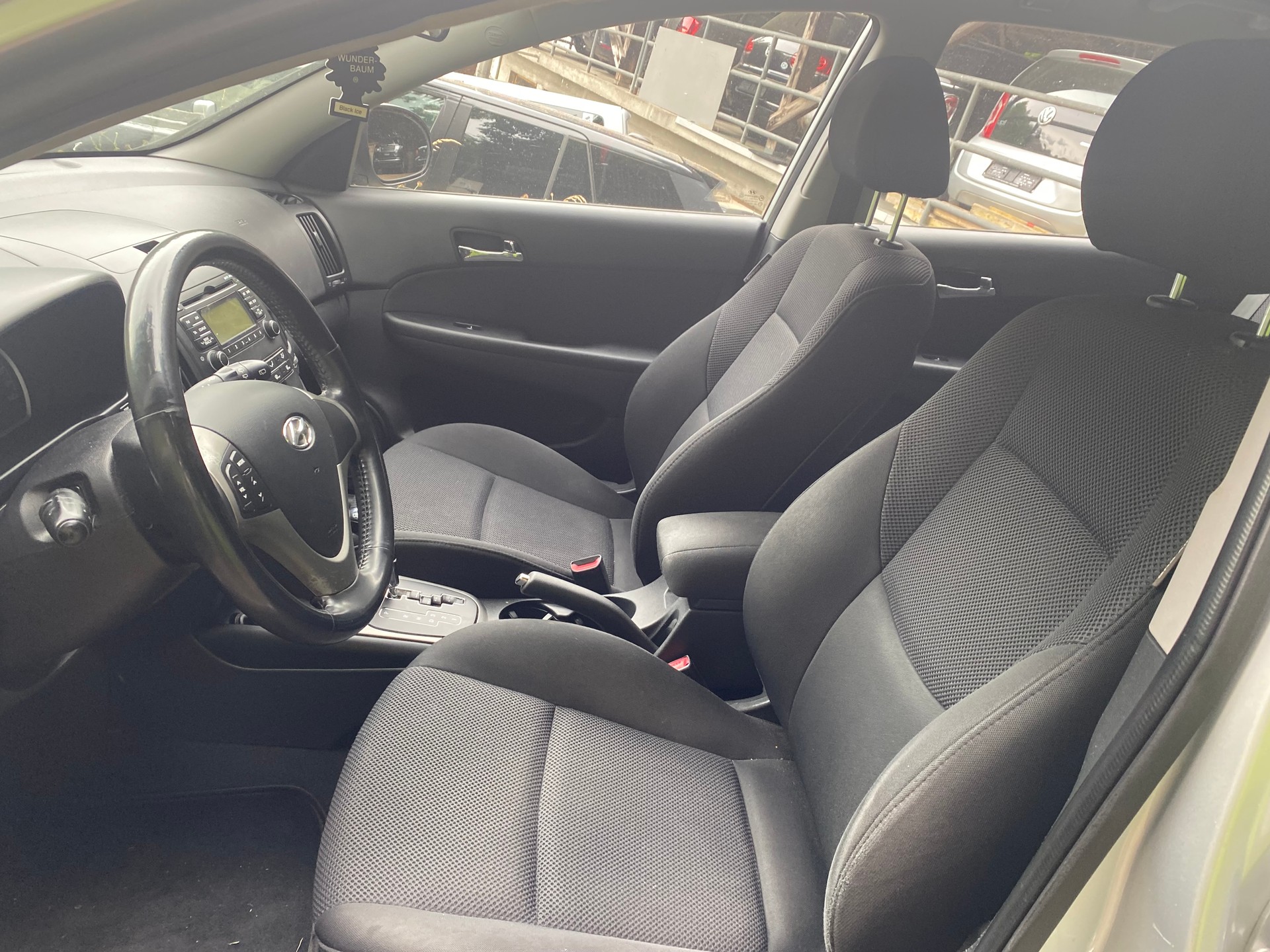 HYUNDAI i30 Wagon 1.6 CRDi Style Automatic-image-5