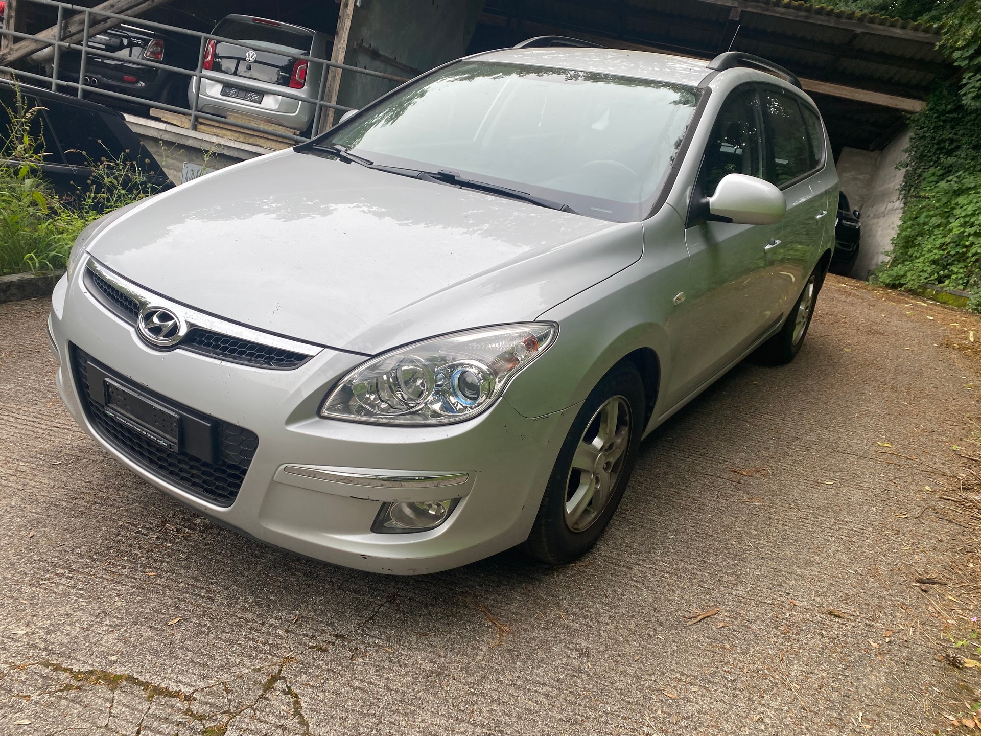HYUNDAI i30 Wagon 1.6 CRDi Style Automatic-image-1