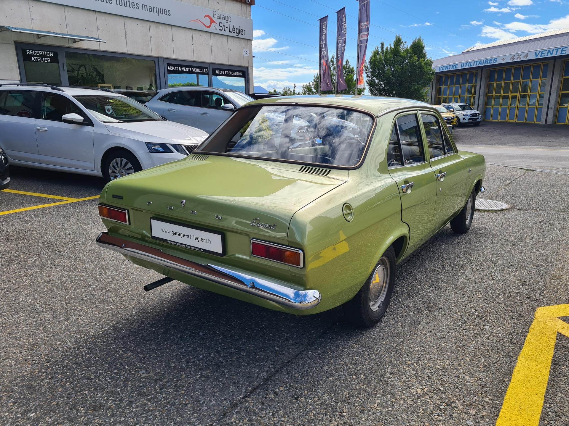 FORD Escort 1100 L-image-4