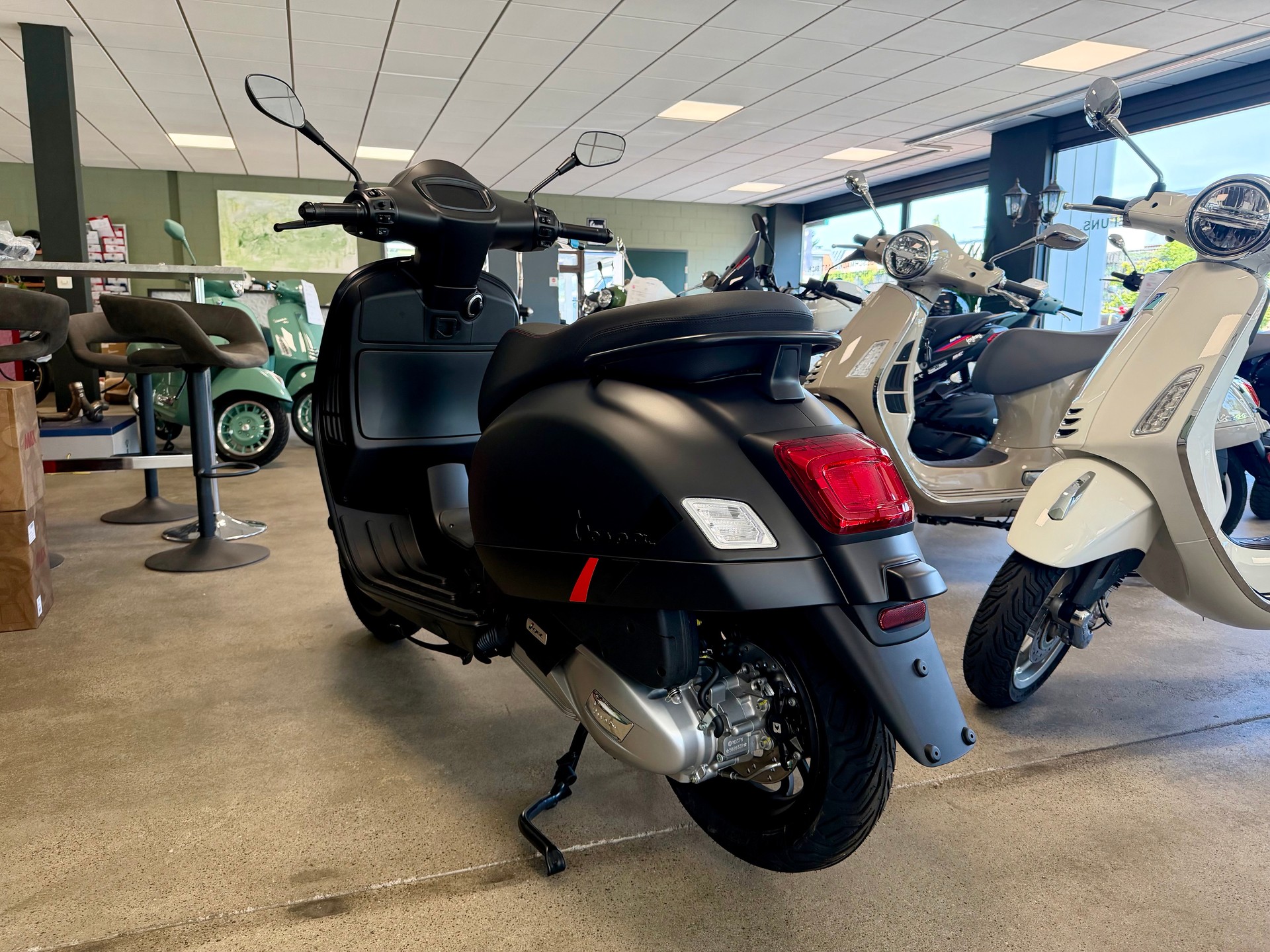 PIAGGIO Vespa GTS 125 Super Sport RST Euro 5+-image-3