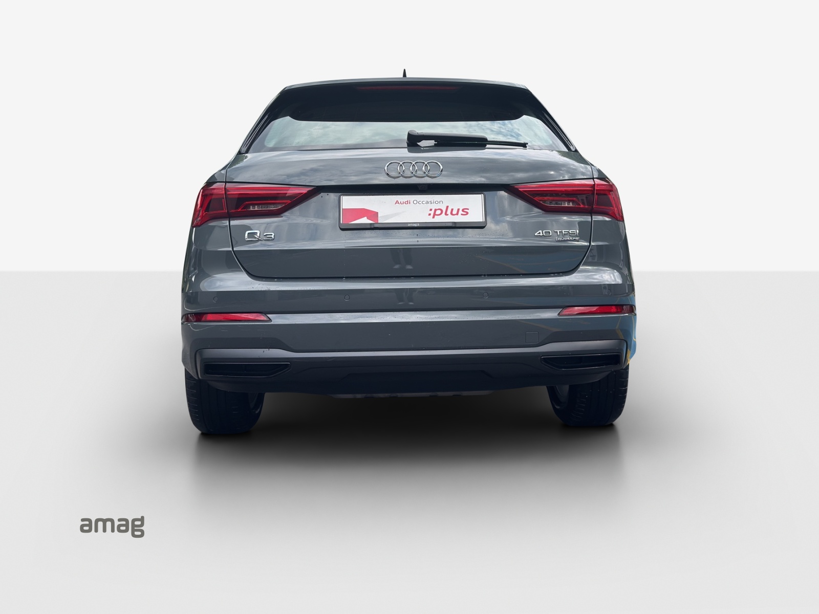AUDI Q3 40 TFSI advanced quattro S-tronic-showroom-element-3