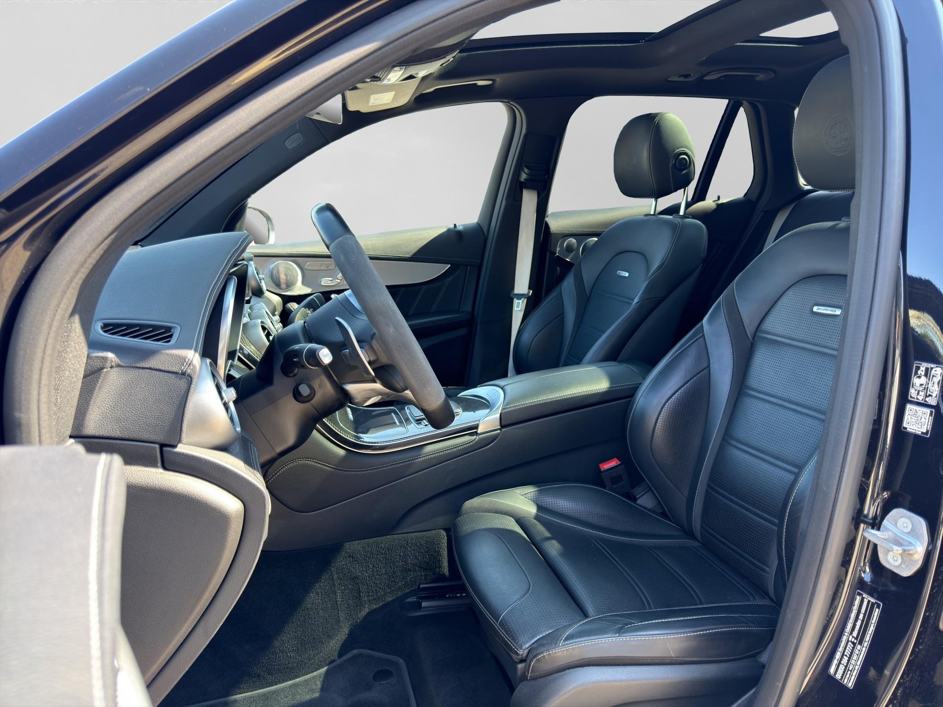 MERCEDES-BENZ GLC 63 S AMG 4m+-showroom-element-1