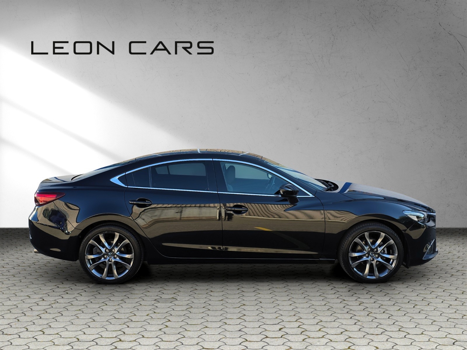 MAZDA 6 2.5 16V Revolution Automatic-showroom-element-3