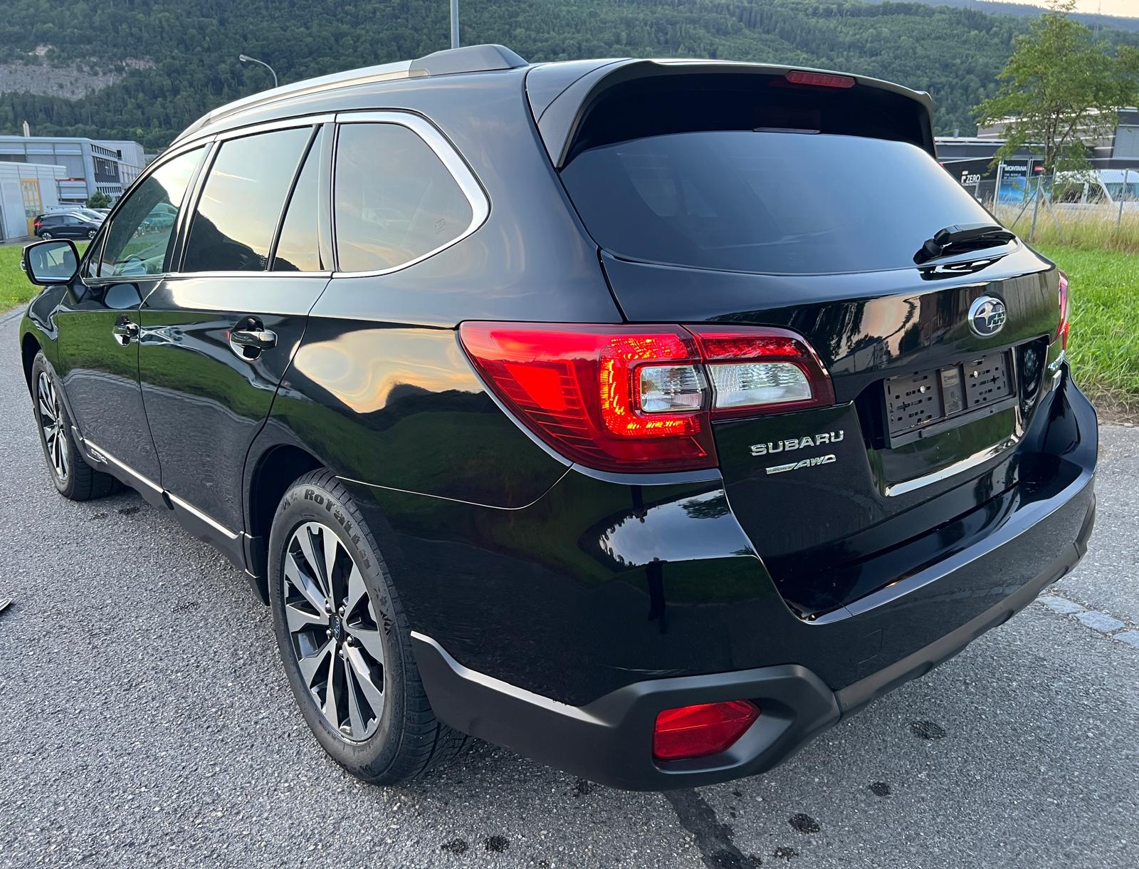 SUBARU Outback 2.0D Luxury AWD Lineartronic-showroom-element-3