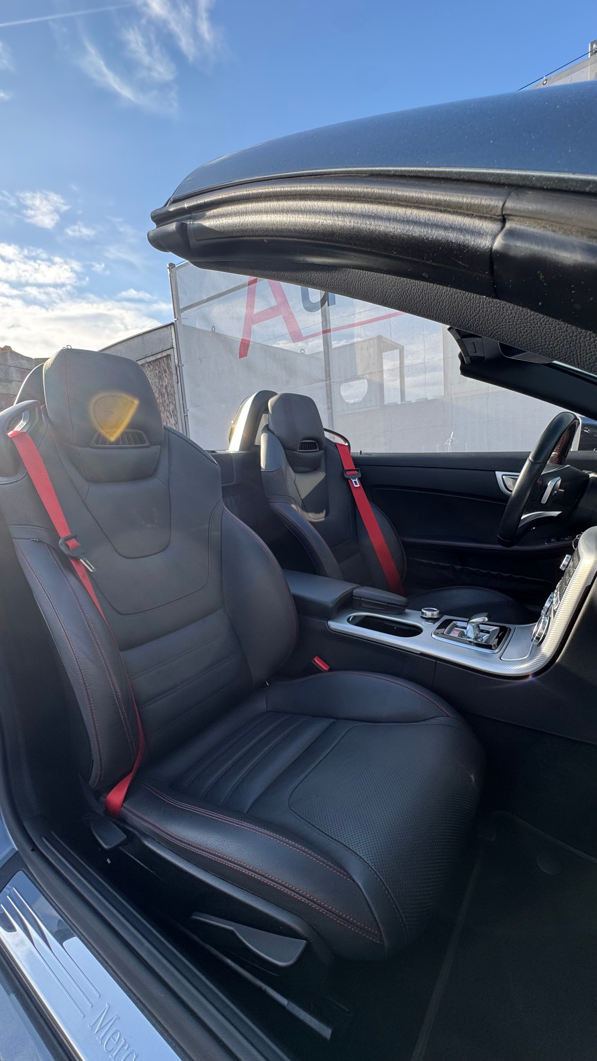 MERCEDES-BENZ AMG-Line SLC 200 9G-Tronic-image-18