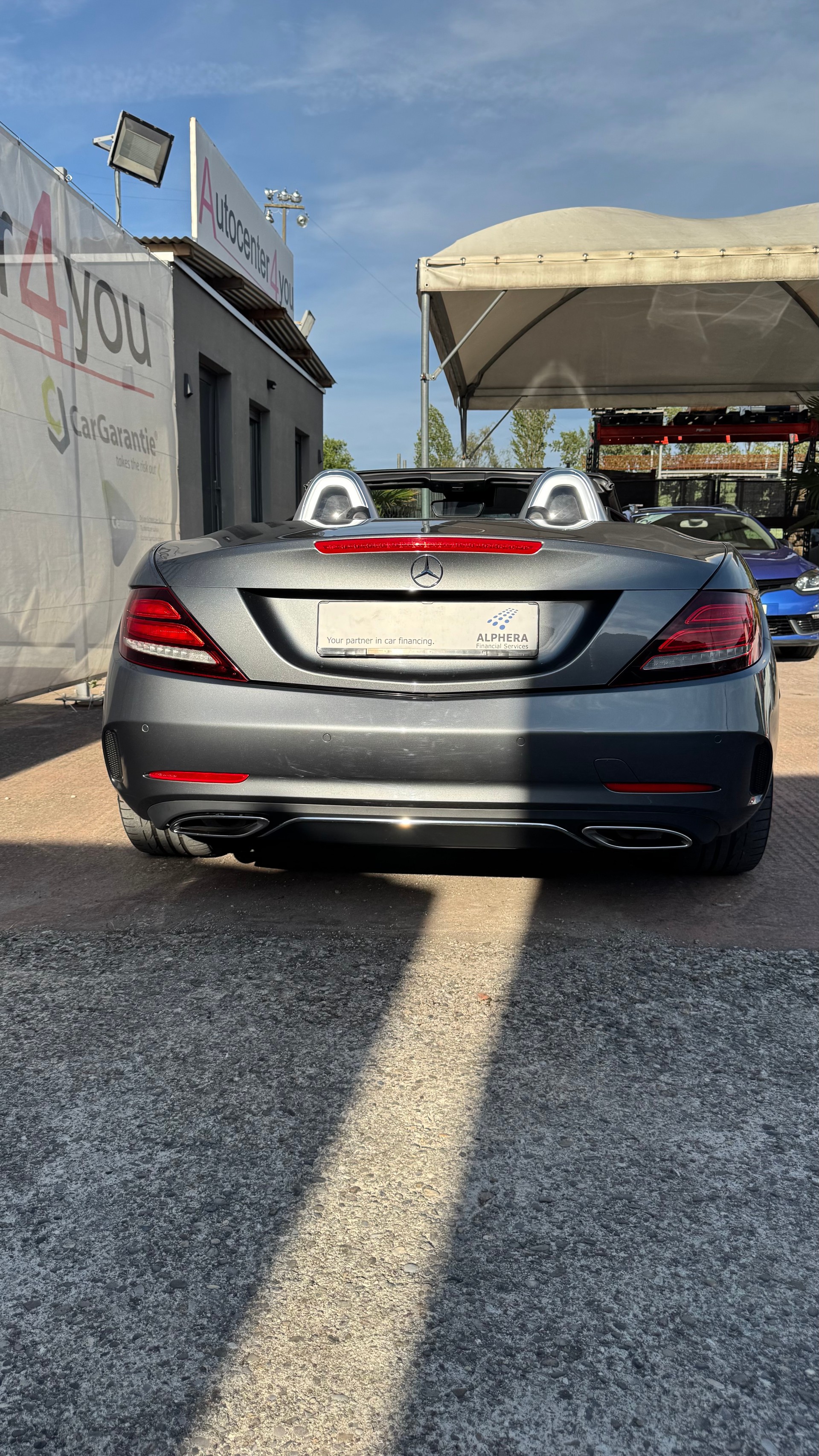 MERCEDES-BENZ AMG-Line SLC 200 9G-Tronic-image-10