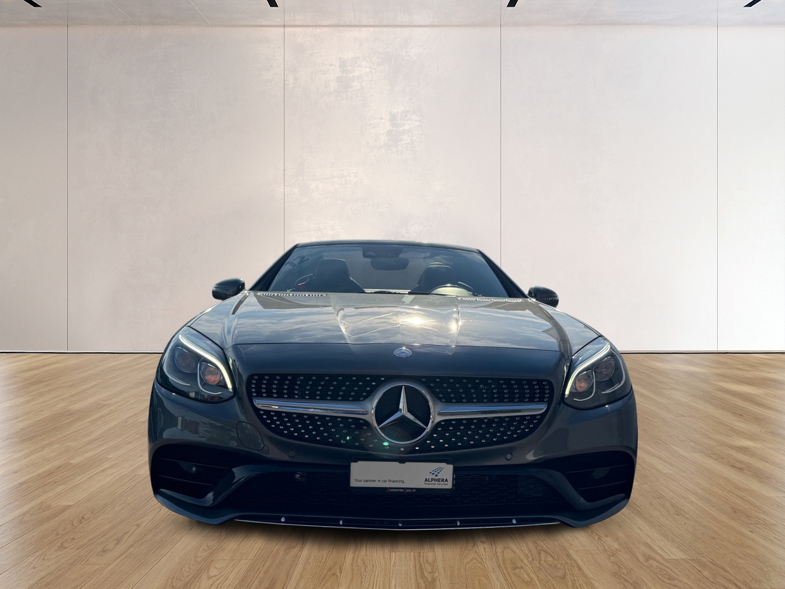 MERCEDES-BENZ AMG-Line SLC 200 9G-Tronic-showroom-element-2