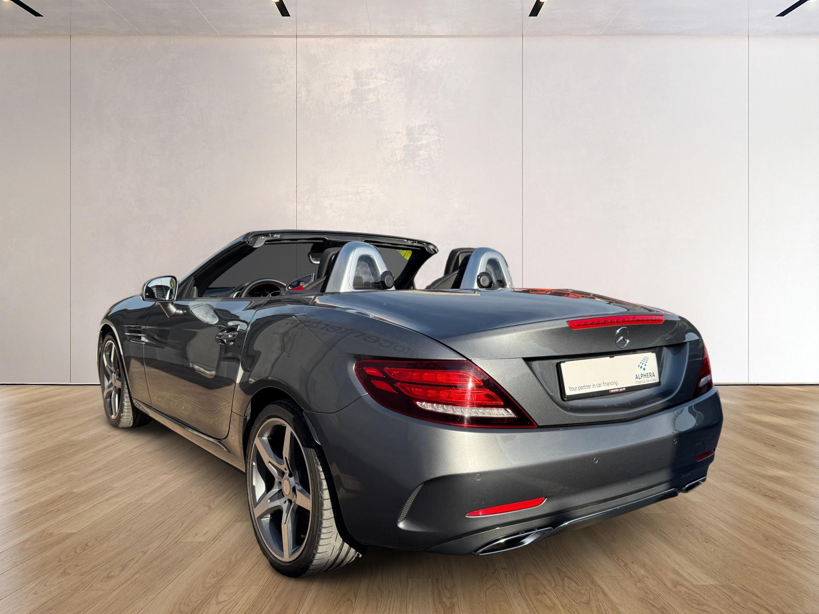 MERCEDES-BENZ AMG-Line SLC 200 9G-Tronic-image-11