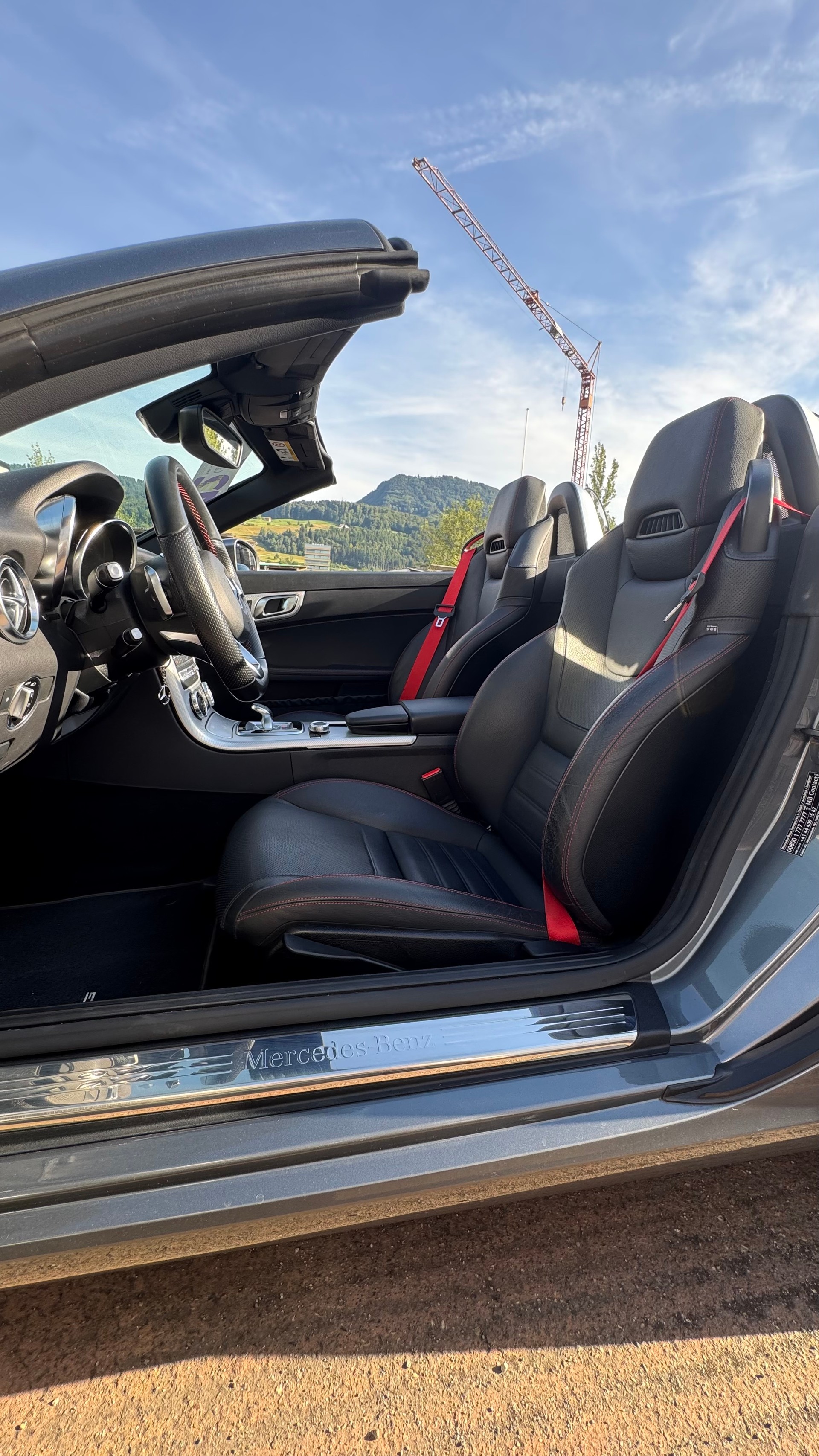 MERCEDES-BENZ AMG-Line SLC 200 9G-Tronic-image-14