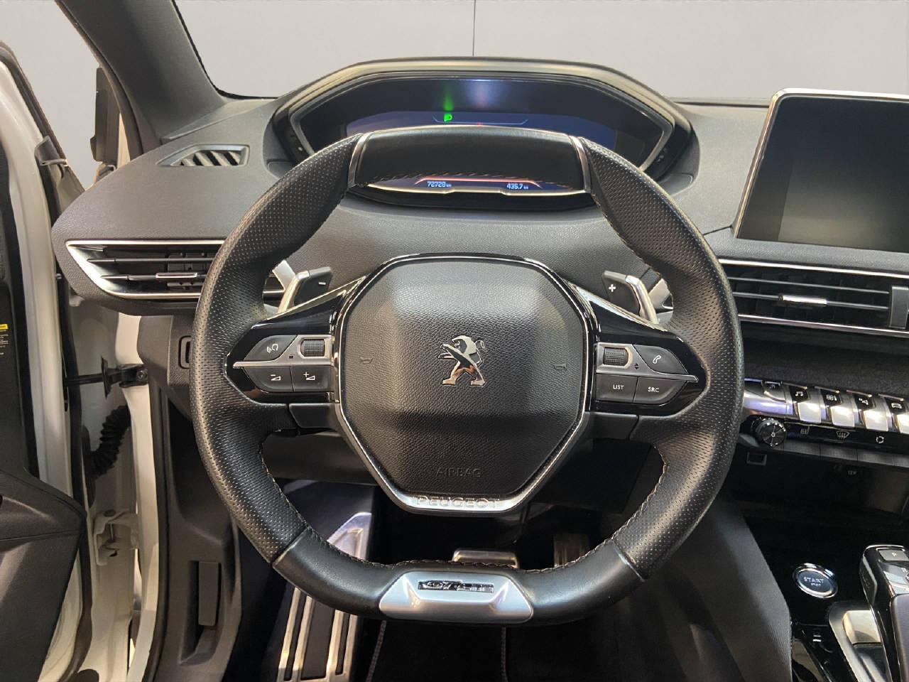 PEUGEOT 3008 1.6 THP Allure-image-8