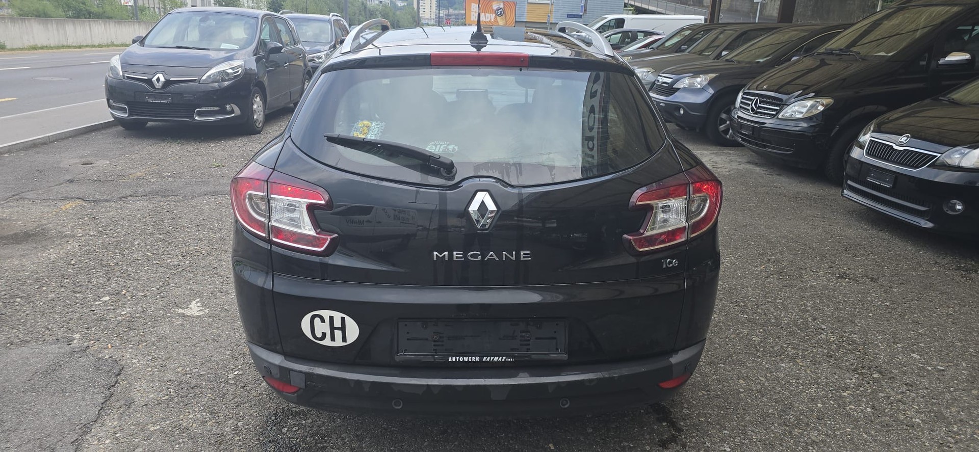 RENAULT Mégane Grandtour 1.2 16V Turbo Dynamique-image-4