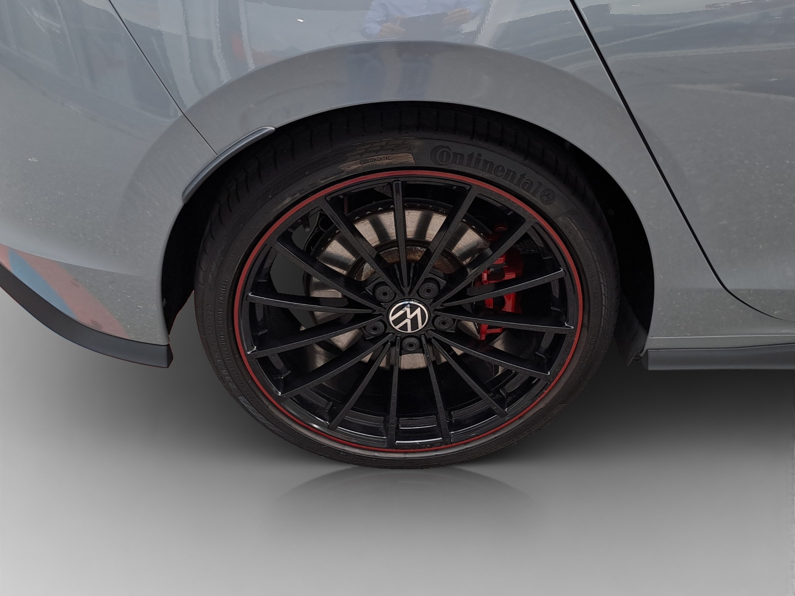 VW Golf 2.0 TSI GTI Clubsport DSG-image-13