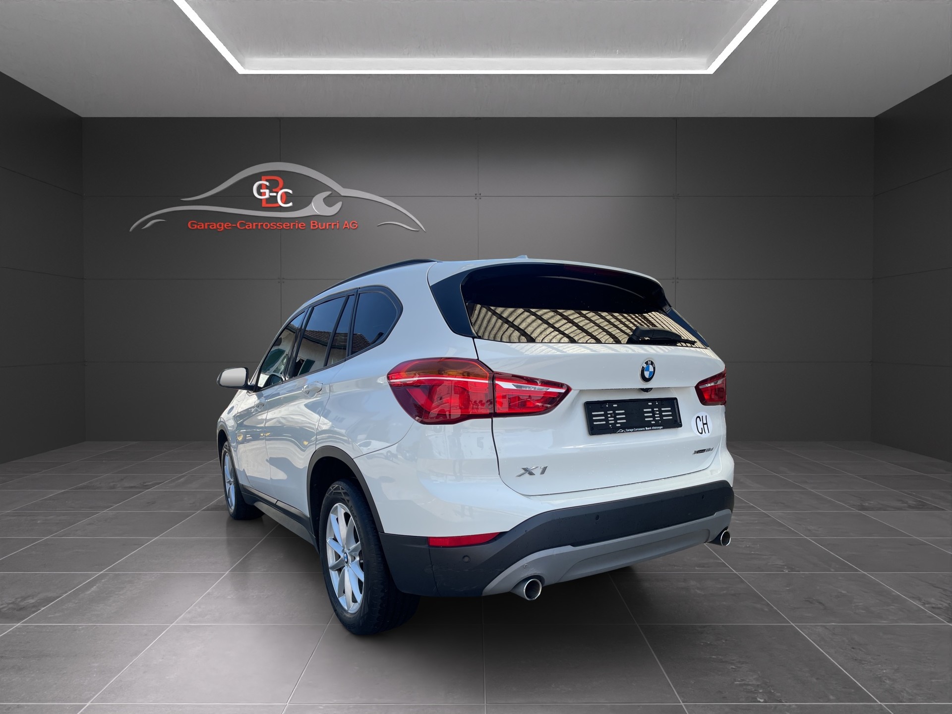 BMW X1 xDrive 18d Steptronic-image-5