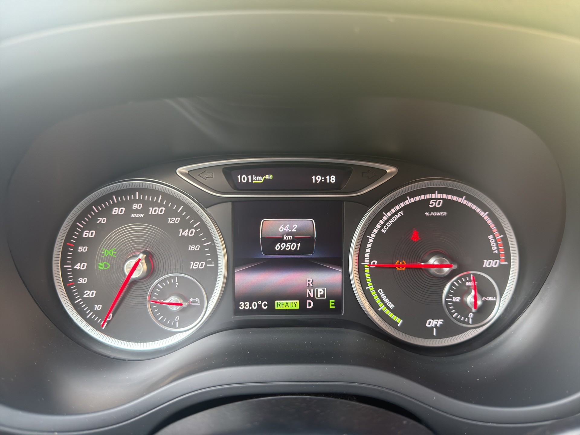 MERCEDES-BENZ B Electric Drive Urban-image-14