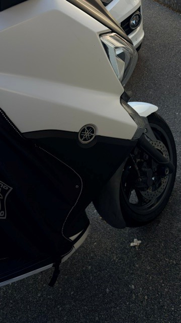 YAMAHA XMAX 400 (YP400R)-image-5