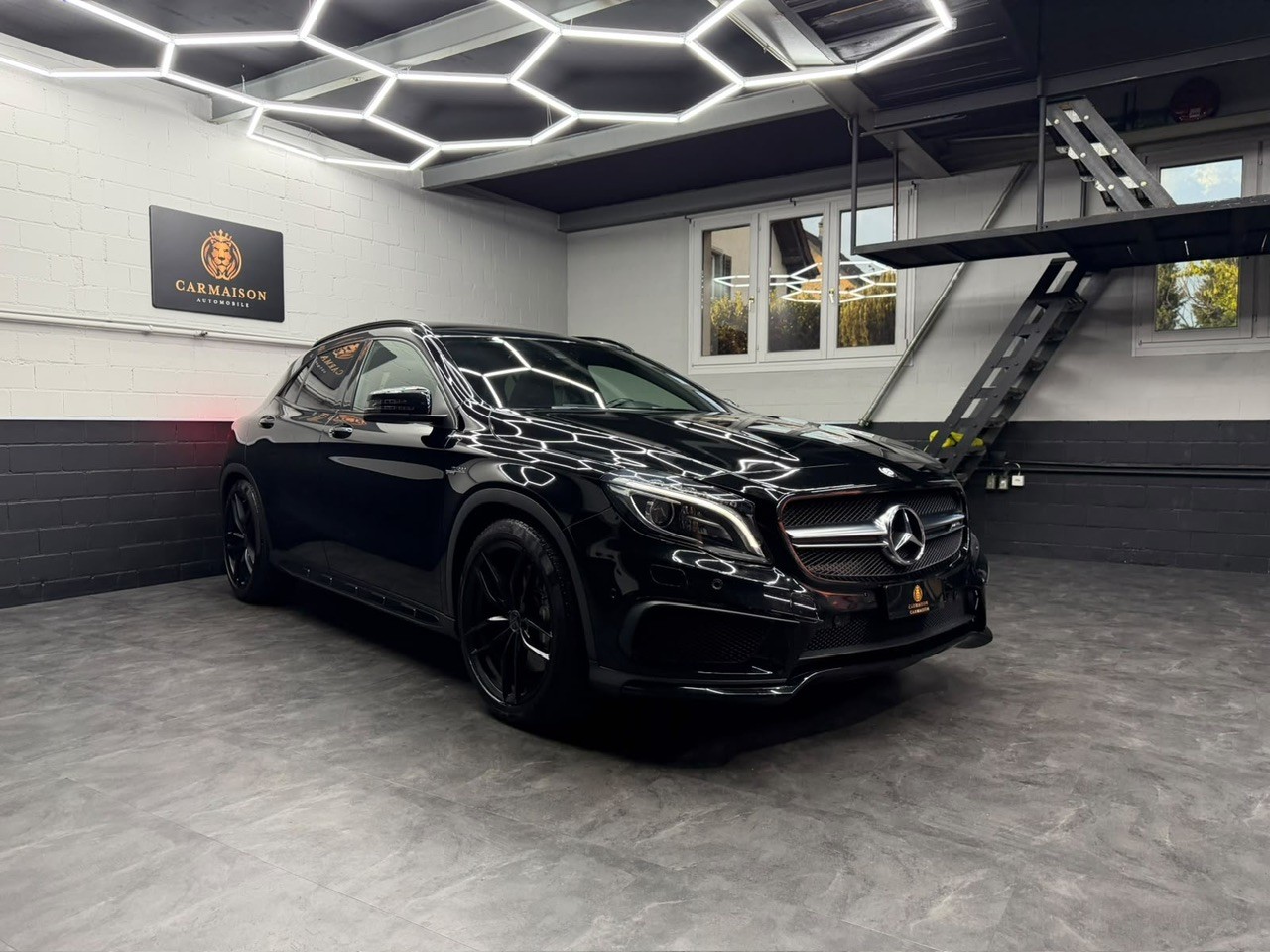 MERCEDES-BENZ GLA 45 AMG 4Matic 7G-DCT | Schiebedach