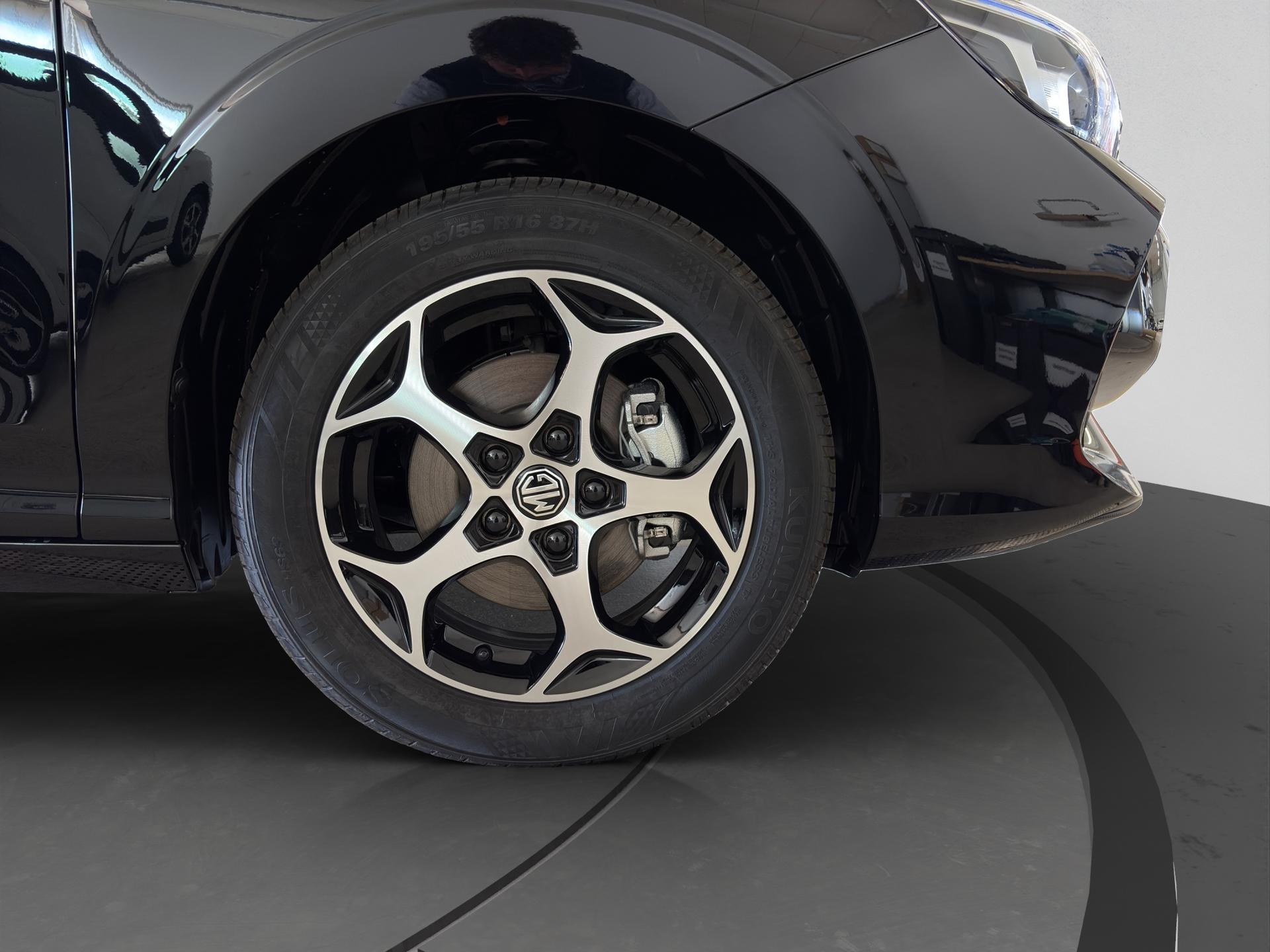 MG 3 1.5 Hybrid Luxury Aut.-image-17