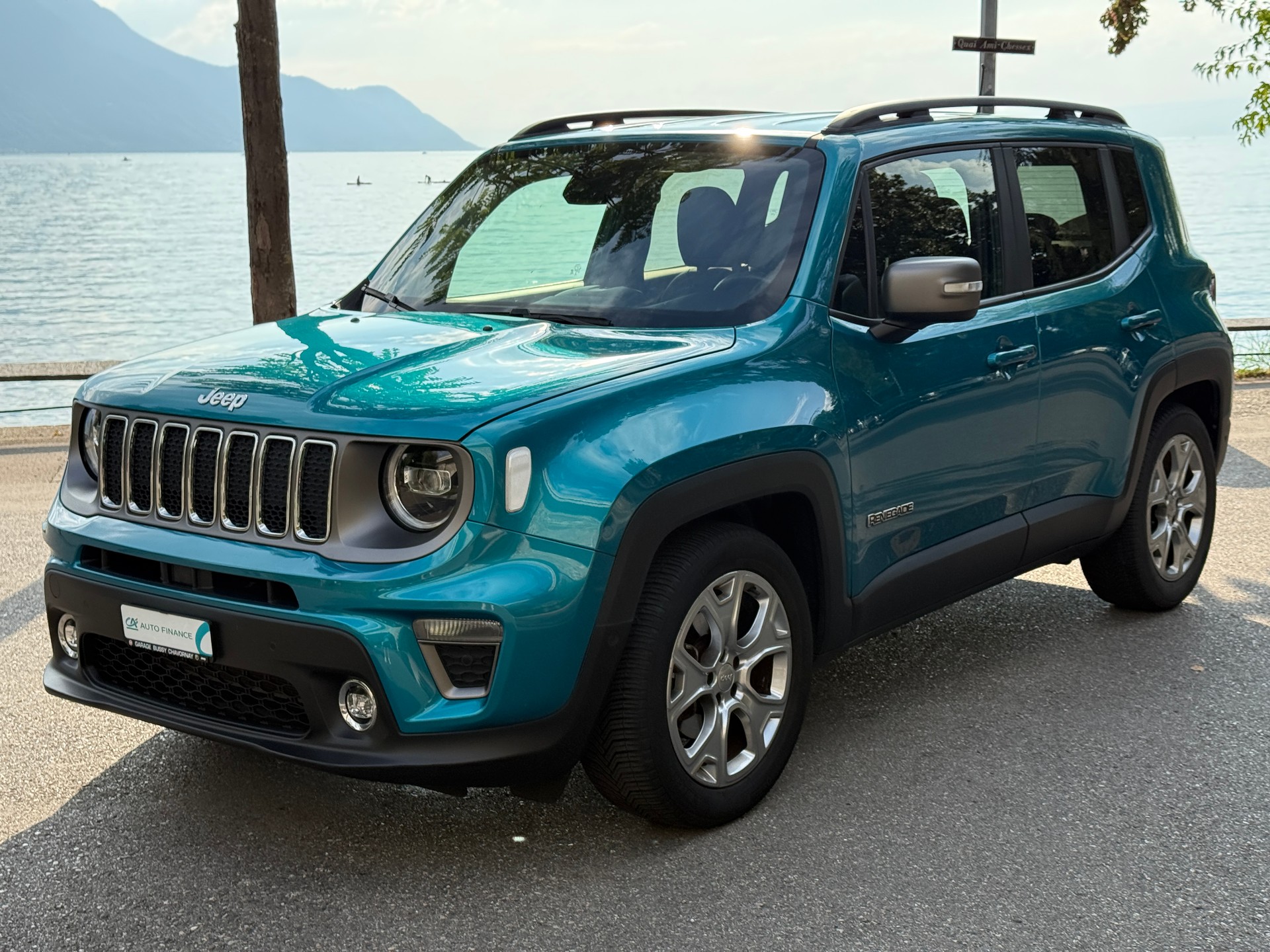 JEEP Renegade 1.3 GSE Turbo Limited-showroom-element-2