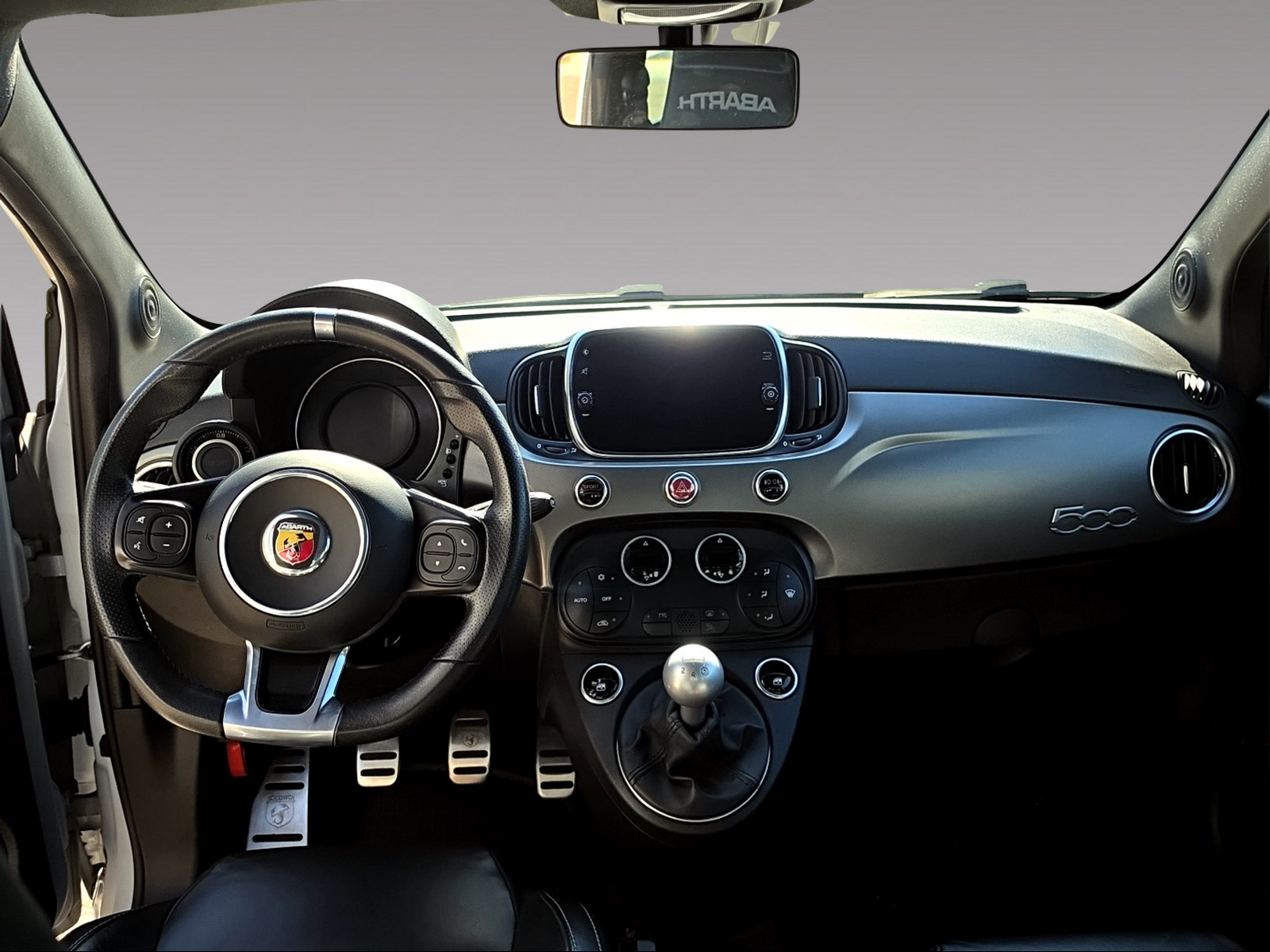 FIAT 595 Abarth 1.4 T-Jet 165 Turismo-image-12