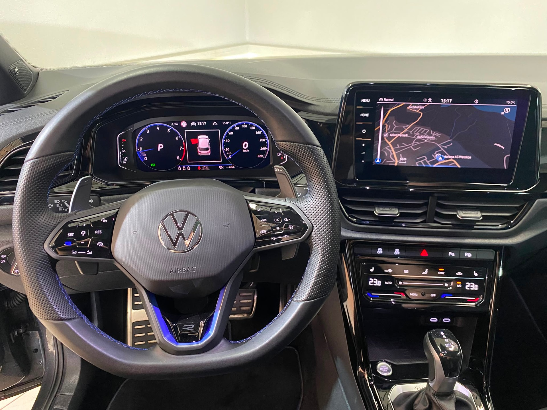 VW T-Roc 2.0 TSI R DSG 4Motion-image-9