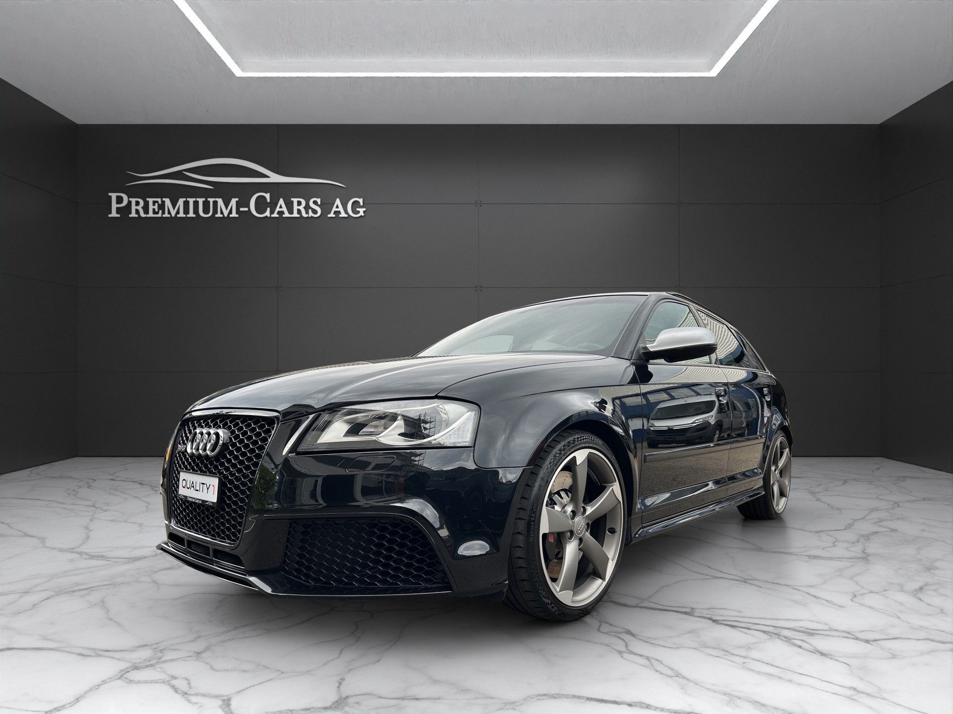AUDI RS3 Sportback 2.5 TFSI quattro S-tronic-image-1
