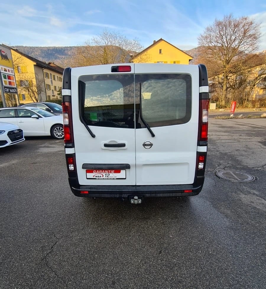 NISSAN NV300 dCi 125 2.9 L2H1 Comfort ** L2 H1 **3-Plätzer ** RF-Kamera ** Anh-Kupplung ** Werkstatt-Einrichtung ** Frisch Ab MFK-image-4