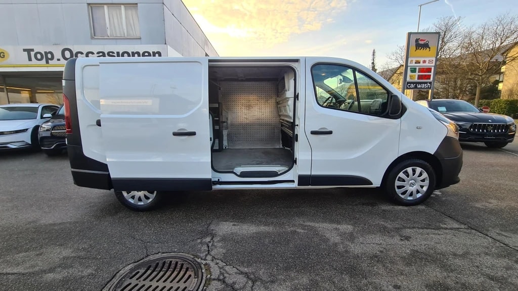 NISSAN NV300 dCi 125 2.9 L2H1 Comfort ** L2 H1 **3-Plätzer ** RF-Kamera ** Anh-Kupplung ** Werkstatt-Einrichtung ** Frisch Ab MFK-image-6