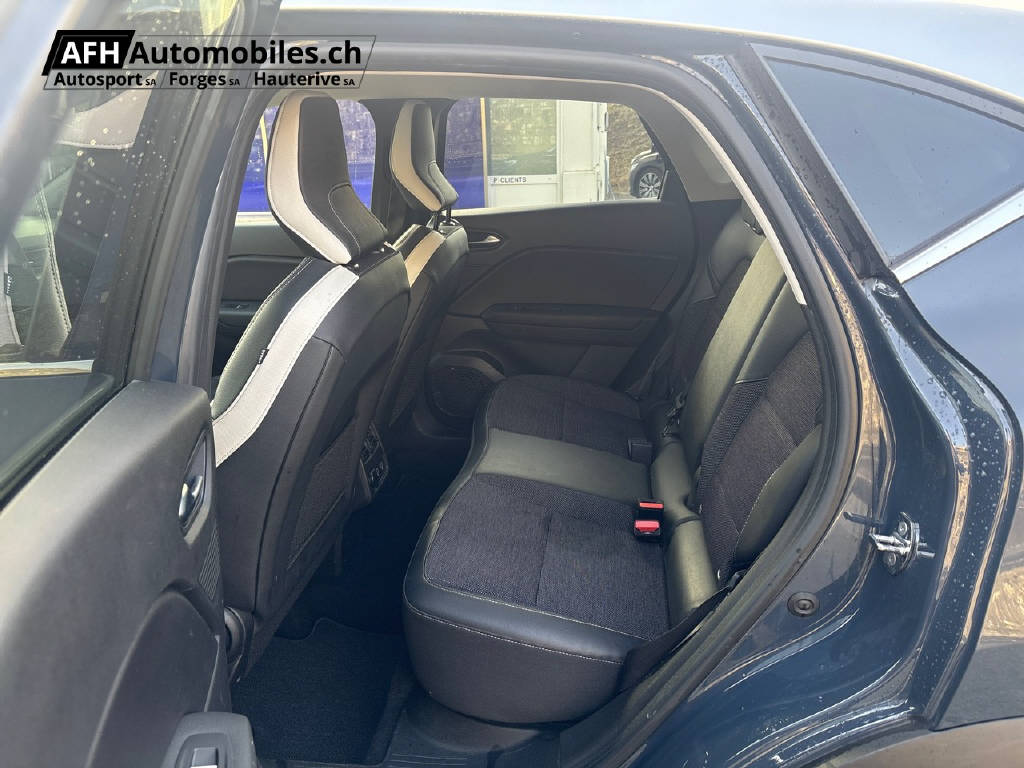 RENAULT Captur 1.6 E-Tech Plug-in Init-image-14
