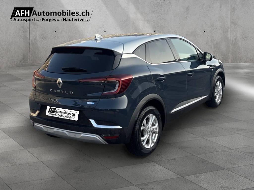 RENAULT Captur 1.6 E-Tech Plug-in Init-image-5