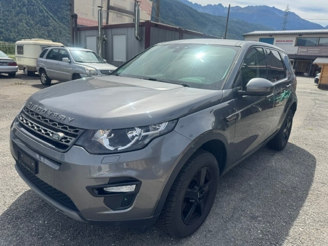 LAND ROVER Discovery Sport 2.0 TD4 SE AT9
