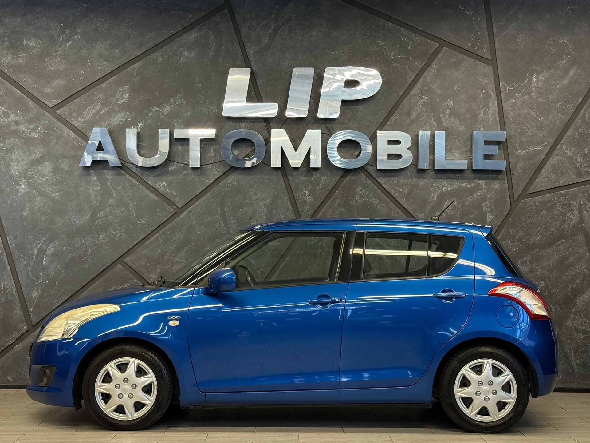 SUZUKI Swift 1.3 16V TDI GL Top-image-4