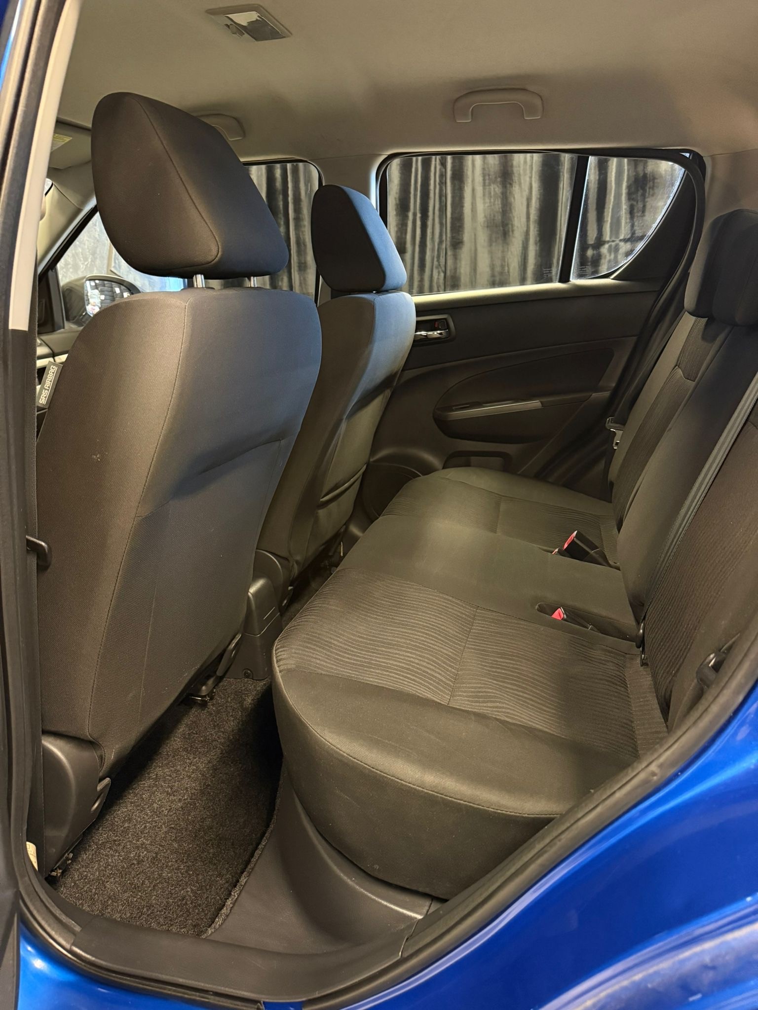 SUZUKI Swift 1.3 16V TDI GL Top-image-12