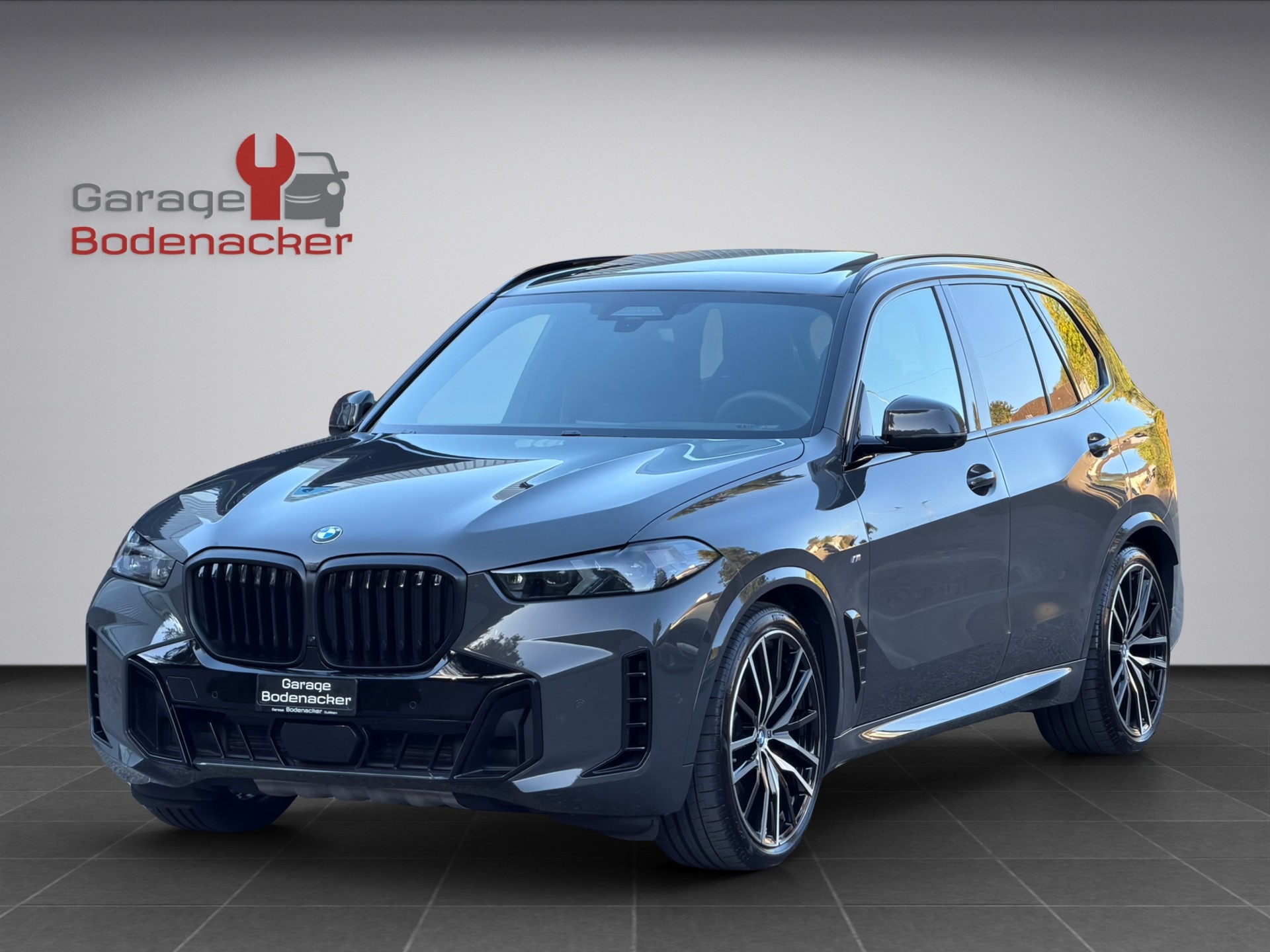 BMW X5 xDrive 48V 40d M Sport Pro Steptronic * Facelift * 7 Sitzer * NP 163'170.- *-showroom-element-2