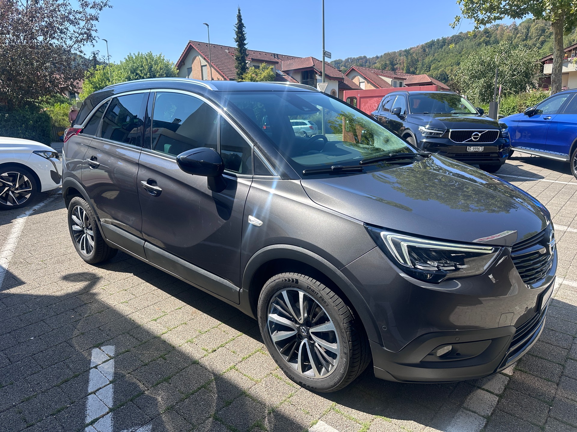 OPEL Crossland X 1.2i Excellence Automatik-showroom-element-1