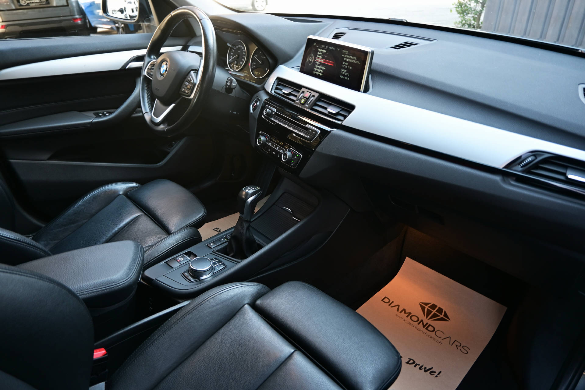 BMW X1 20d xDrive SAG-image-17