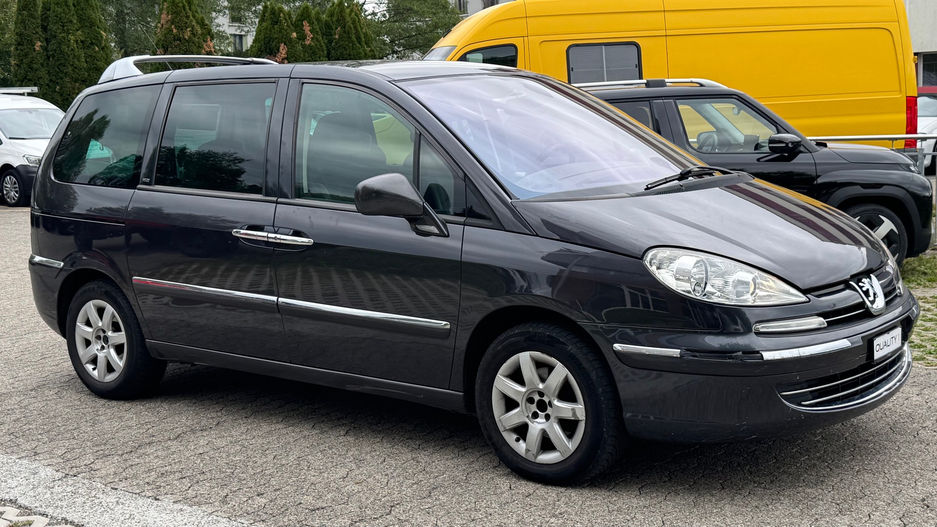 PEUGEOT 807 2.0 16V HDi Family+ 7 Plätze-image-2
