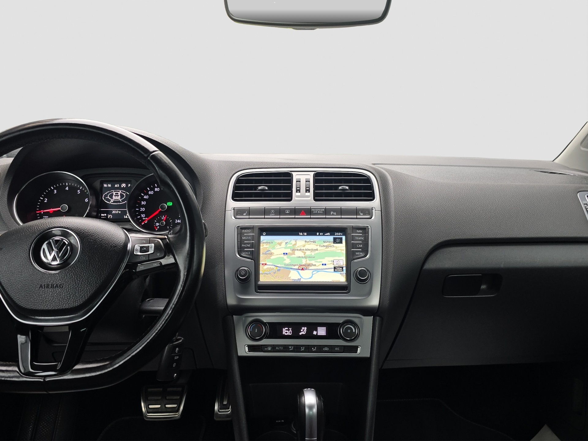 VW Polo 1.2 TSI BMT Allstar DSG-image-12