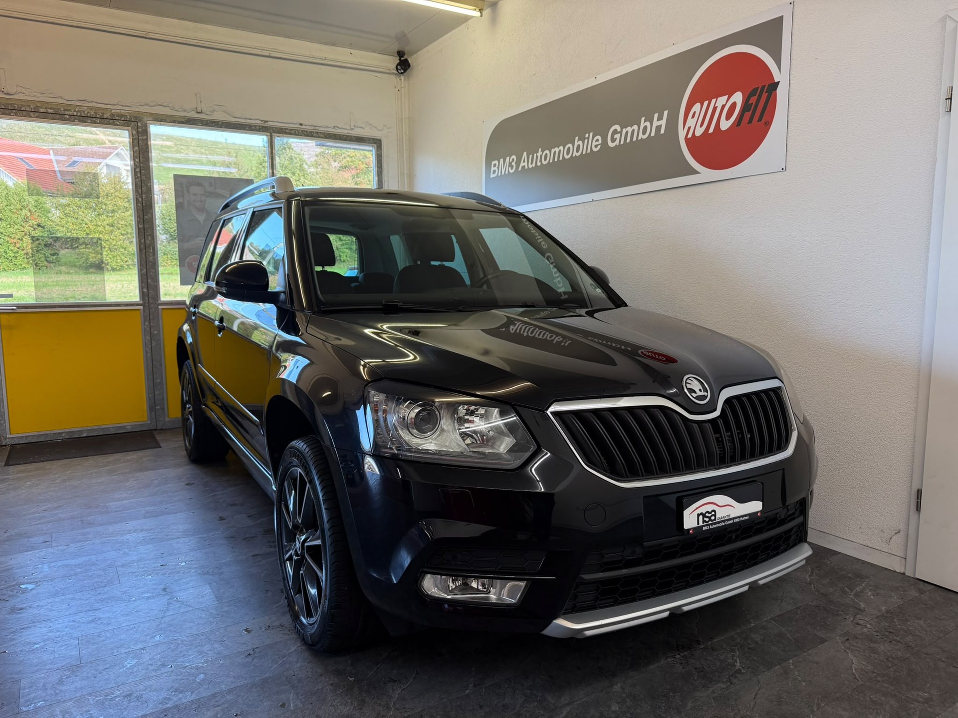 SKODA Yeti 1.8 TSI Elegance 4x4 DSG AHK 1.8T-image-6