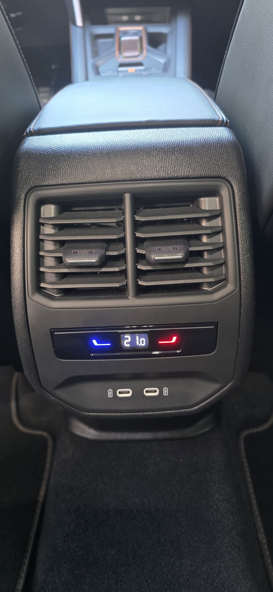 CUPRA Formentor 1.5 TSI DSG-image-23