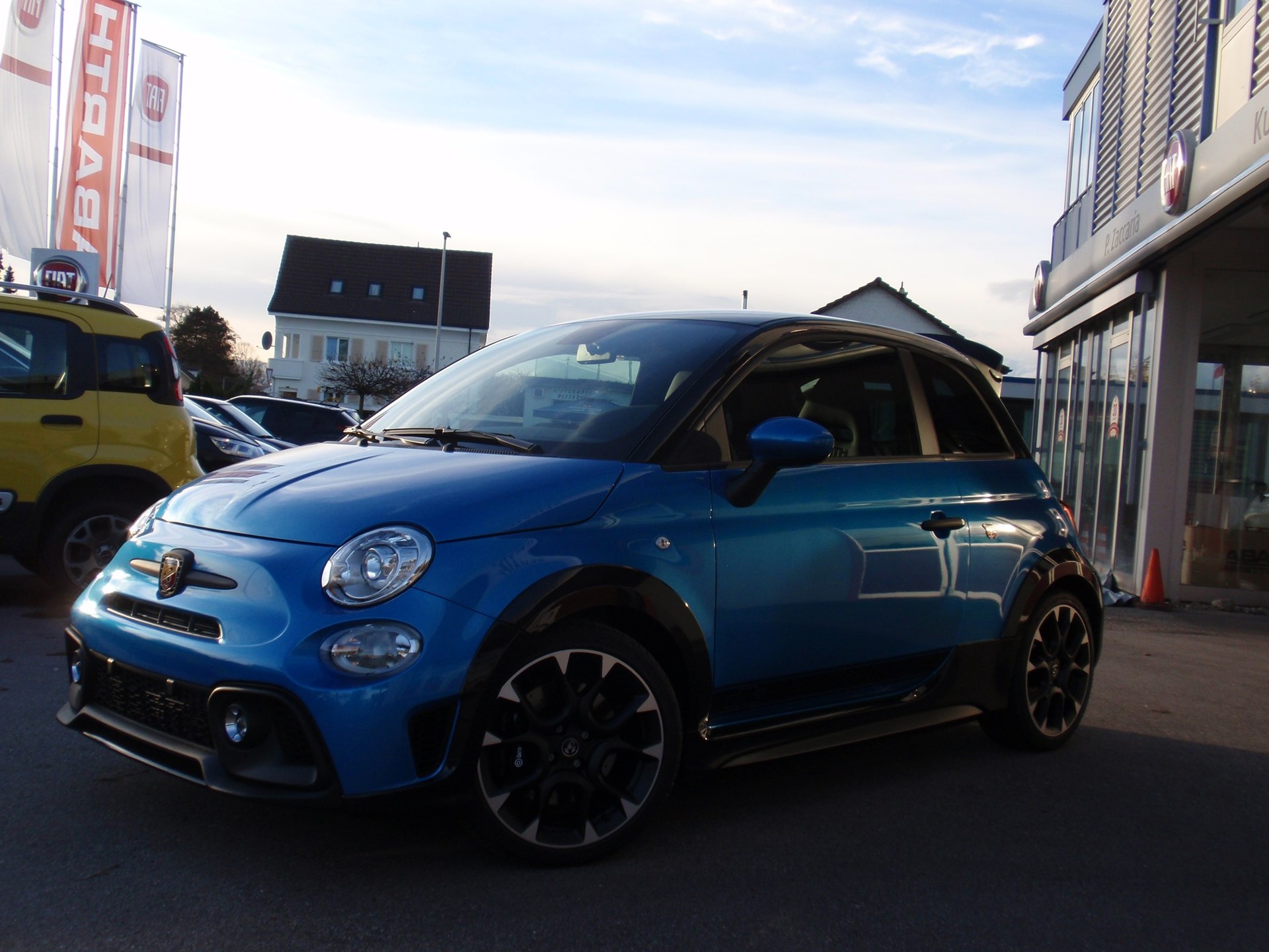 FIAT 695 1.4 16V Turbo Abarth 131 Rally Tributo-image-2