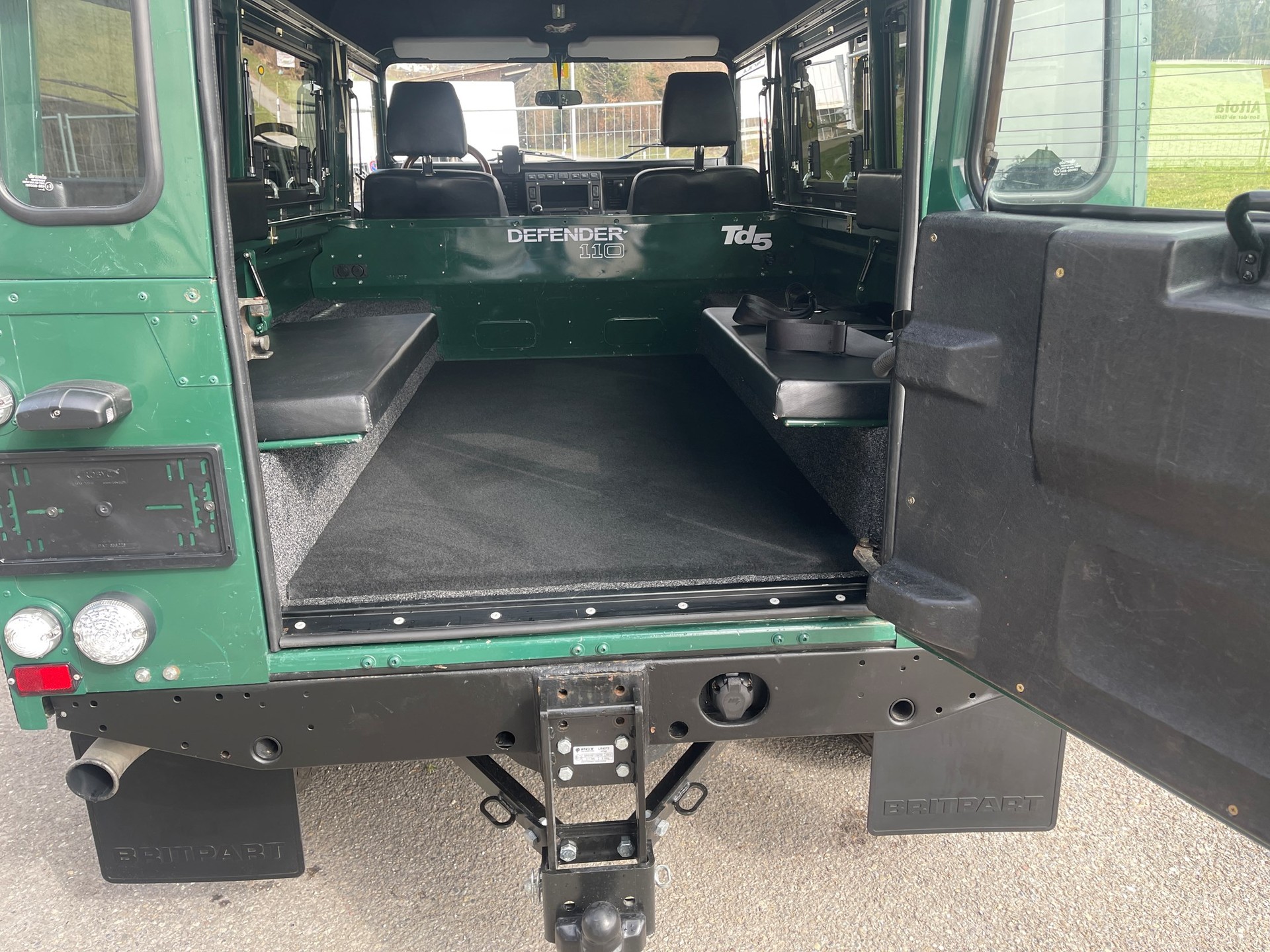 LAND ROVER DEFENDER 110 2.5 Td5 HT-image-13