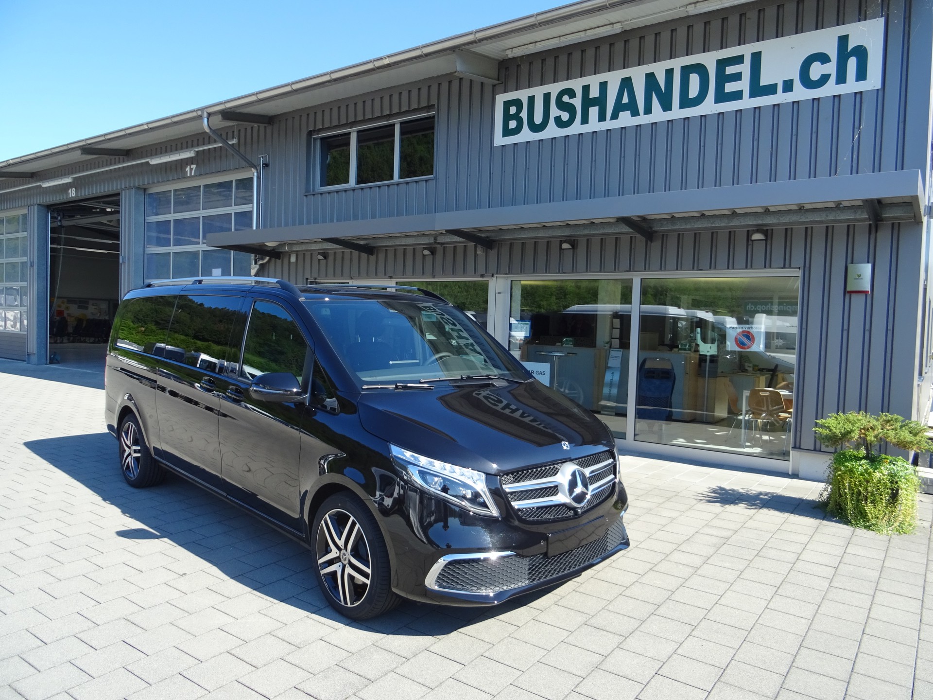 MERCEDES-BENZ V300 d 4Matic SWISS Edition