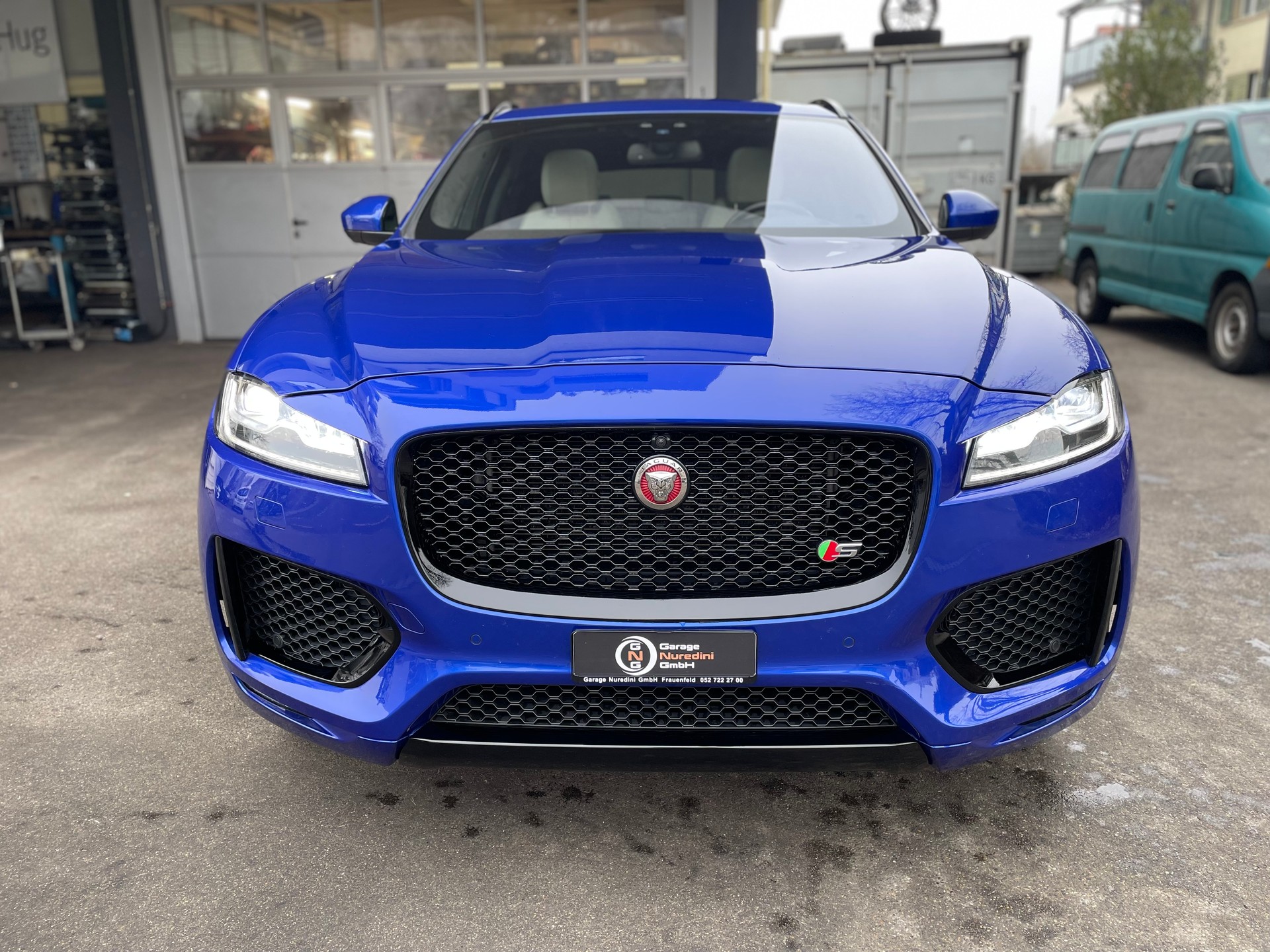 JAGUAR F-Pace 3.0 TD R-Sport AWD Automatik-image-2