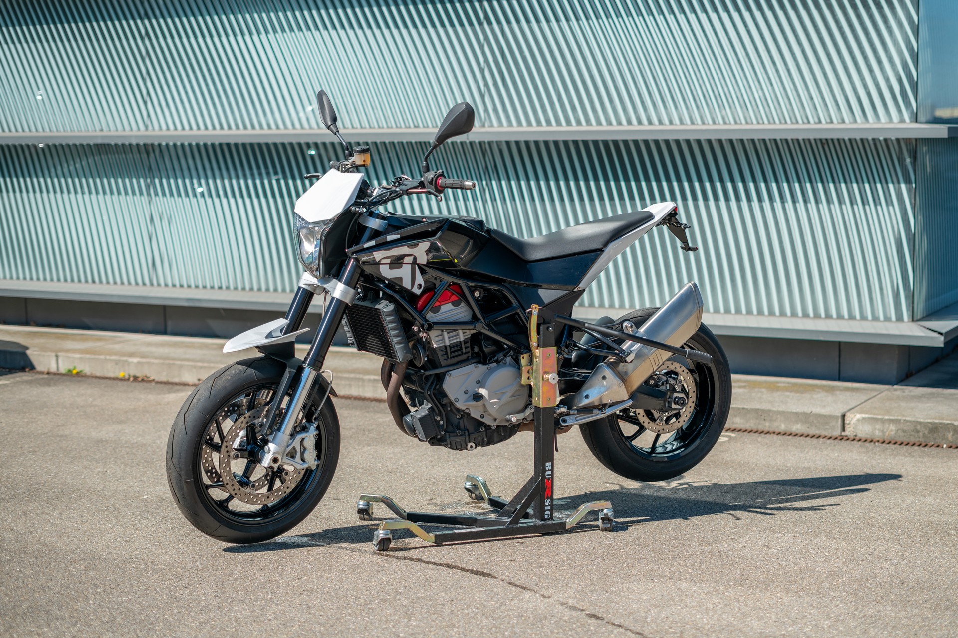 HUSQVARNA Nuda 900-image-0
