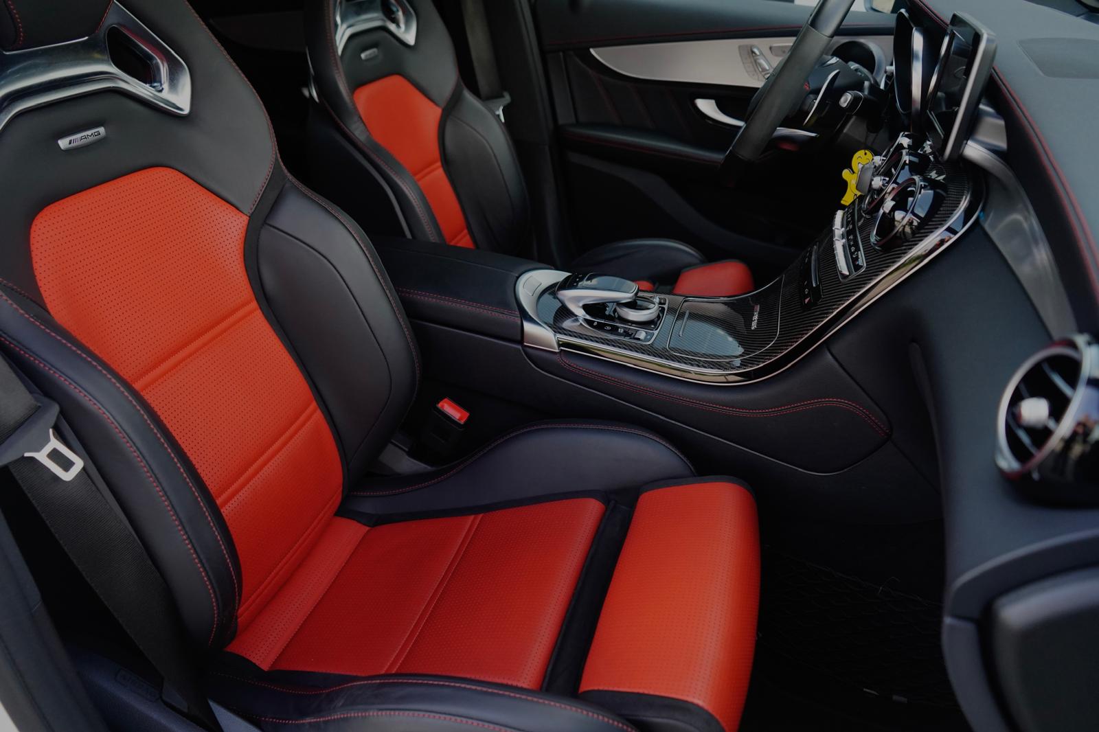 MERCEDES-BENZ GLC 63 AMG 4Matic+ 9G-Tronic-image-10