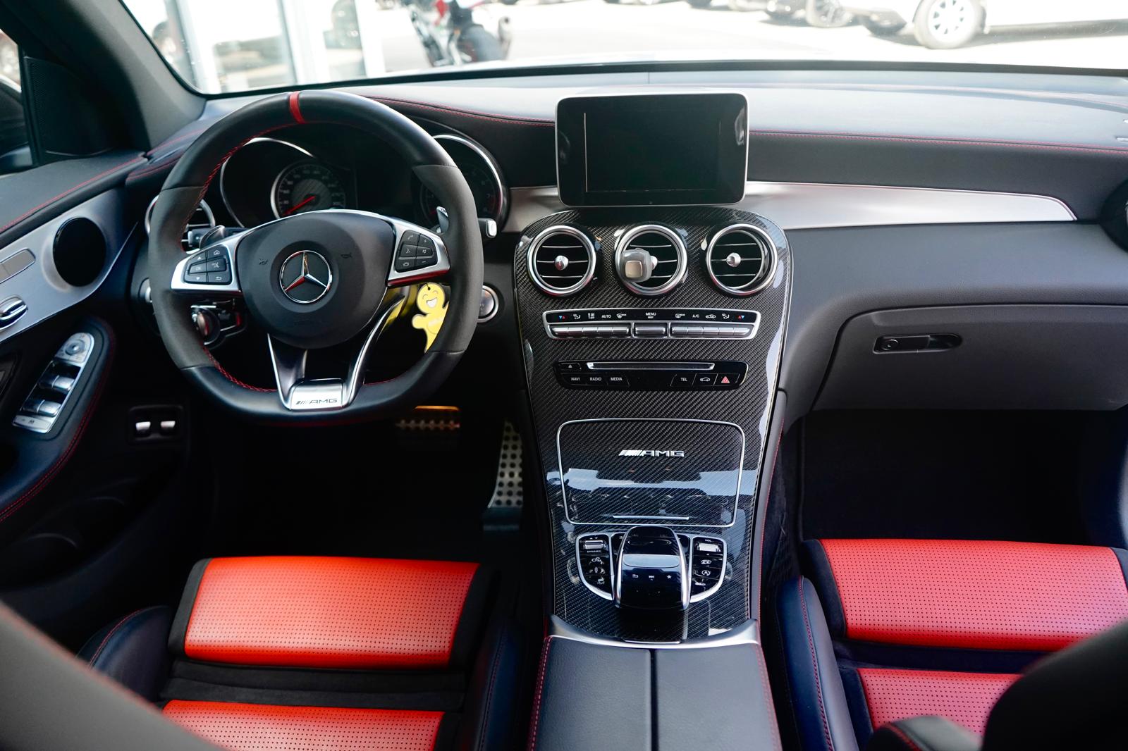 MERCEDES-BENZ GLC 63 AMG 4Matic+ 9G-Tronic-image-9