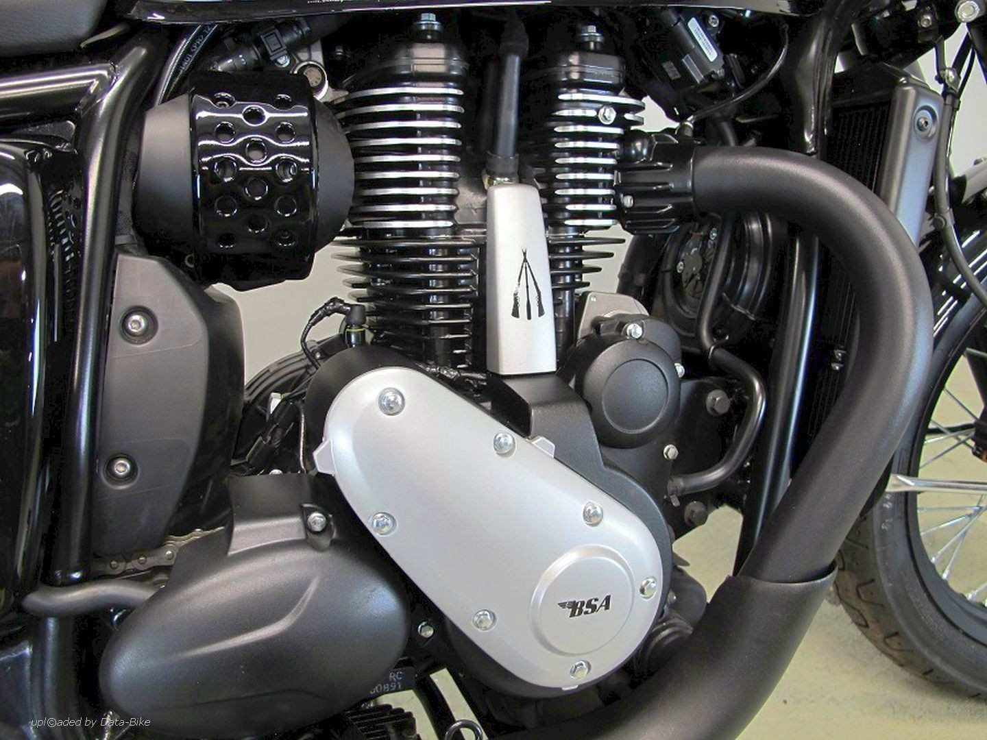 BSA 650 GOLD STAR SHADOW BLACK-image-4