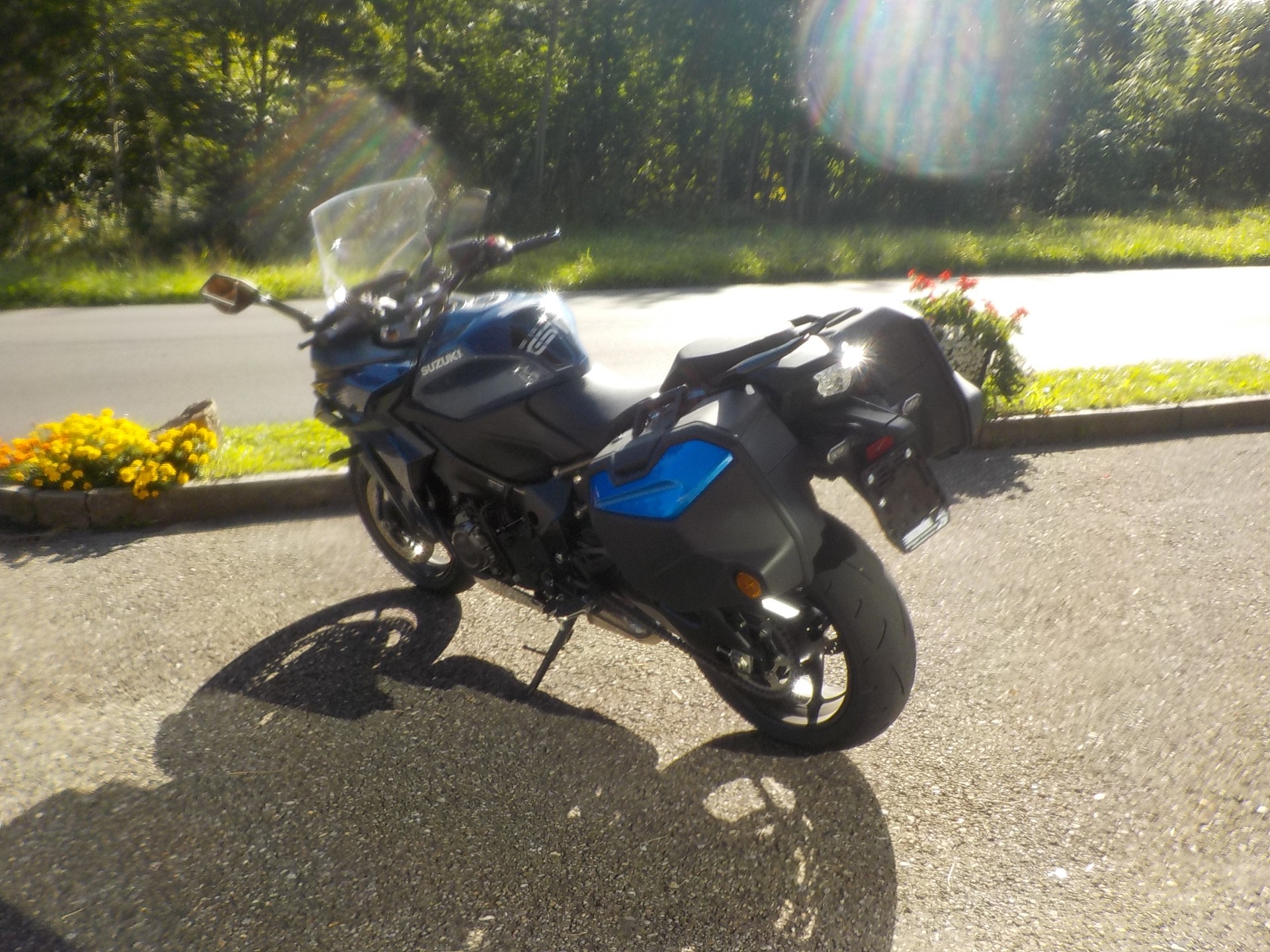 SUZUKI GSX-S 1000 GT Travel-image-4