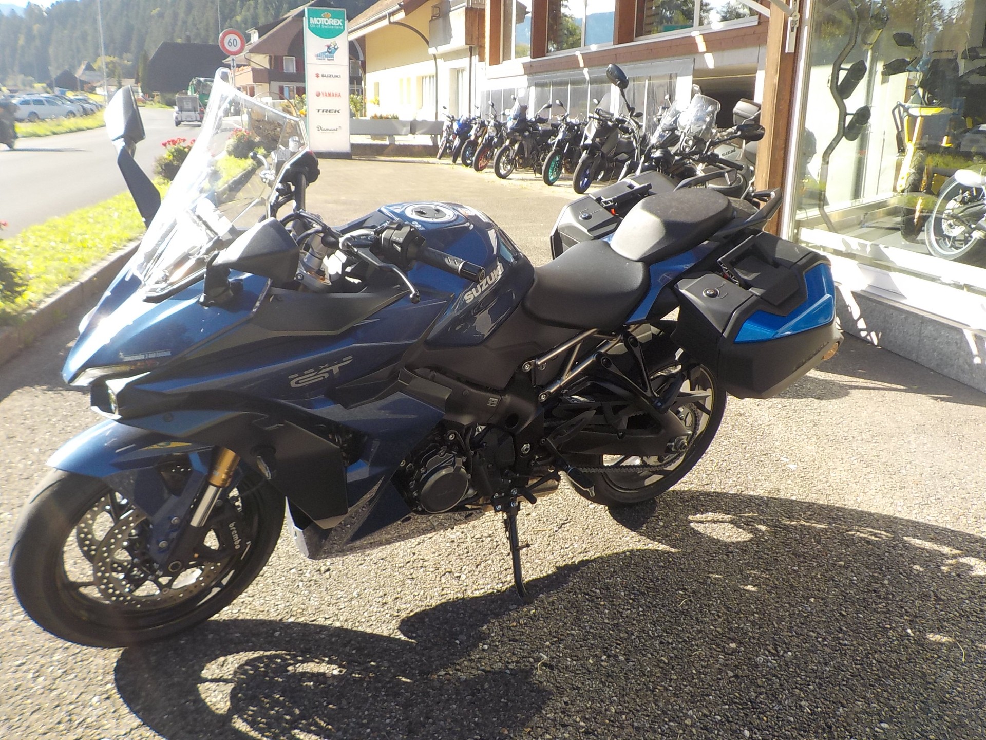 SUZUKI GSX-S 1000 GT Travel-image-3