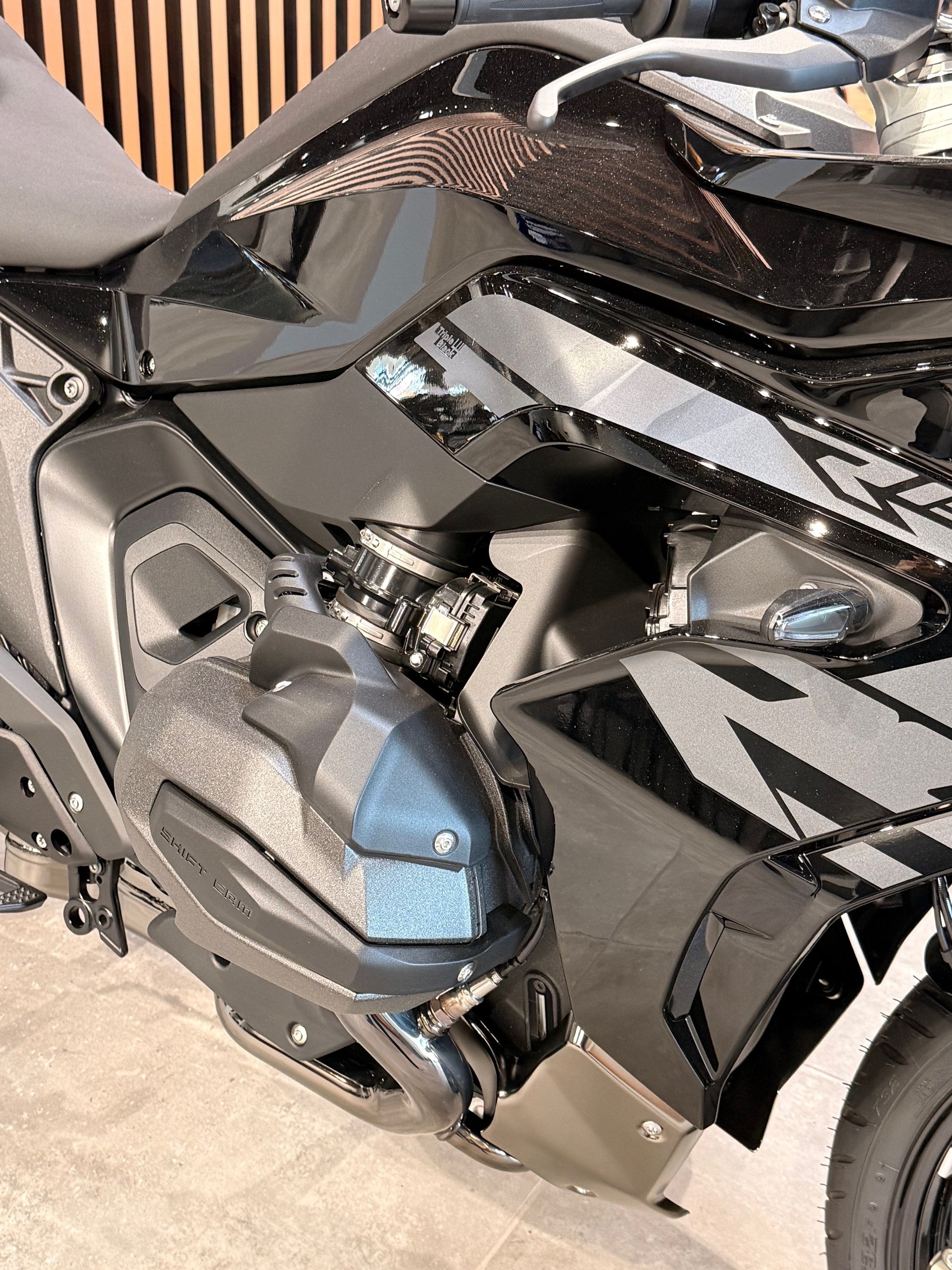 BMW R 1300 RS Triple Black - Boxer Deal-image-4
